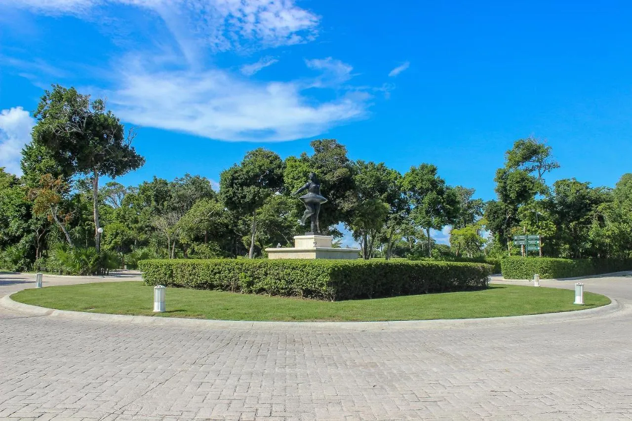 Stylish 2Br Apartment Charming Private Balcony With Pool View In Gated Community Akumal Mexico