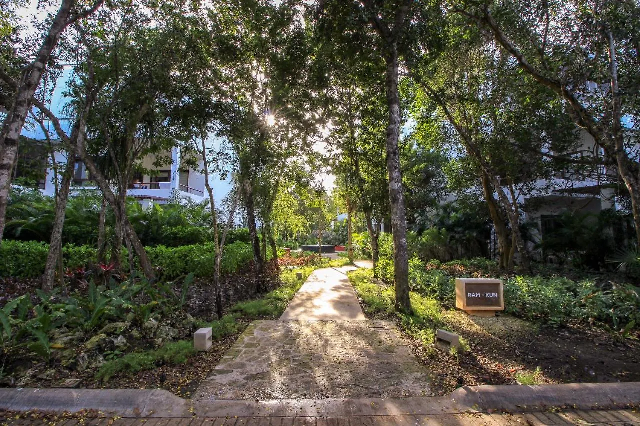 Stylish 2Br Apartment Charming Private Balcony With Pool View In Gated Community Akumal